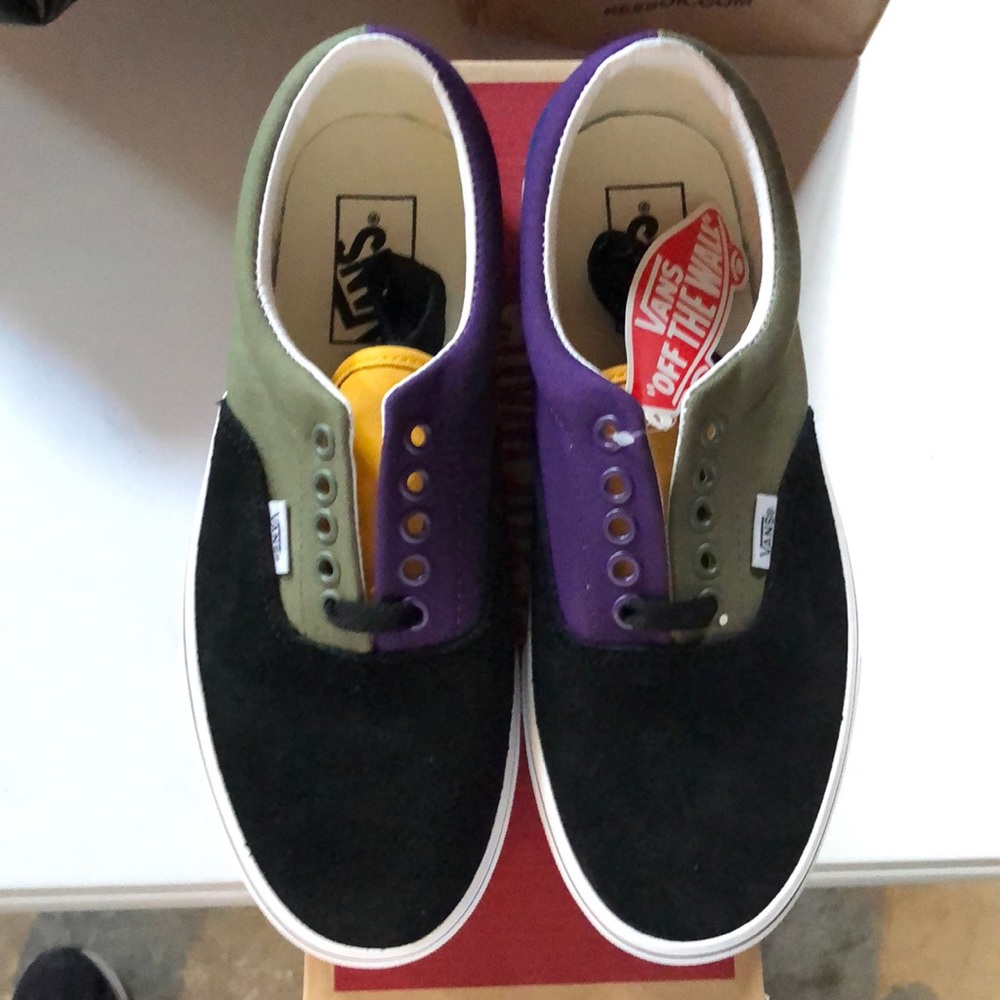 New Women’s size 8.5 Vans shoes